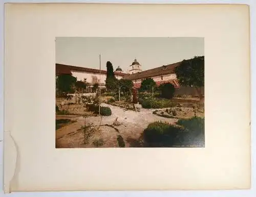 Foto: Mission Santa Barbara, Garden; Coridors Mission San Juan Capistrano, 1900