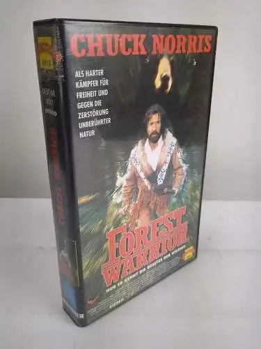 VHS: Forest Warrior - Nur er kennt die Gesetze der Wildnis, Chuck Norris, Arcade