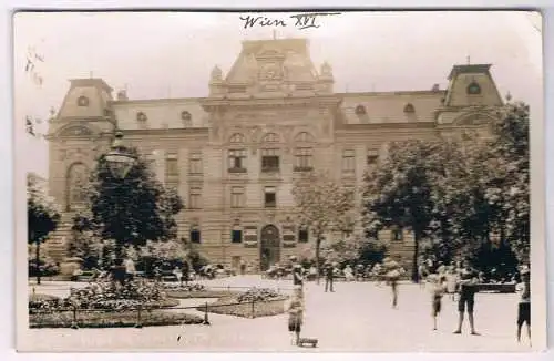 AK Wien 16. Thaliast. Amtshaus. Postkarte, ca. 1926, gebraucht, gut