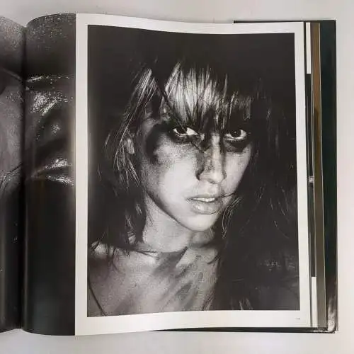 Buch: Female Erotic Photography, Reka Nyari, 2011, Femme Fatale, Bildband