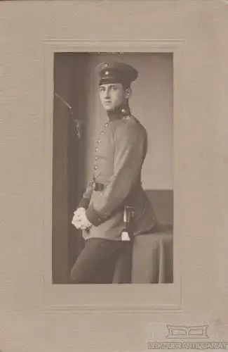 Portrait Mann in Uniform, Fotografie. Fotobild, gebraucht, gut