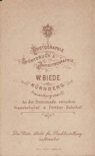 Fotografie W. Biede, Nürnberg - Porträt bürgerlicher Herr mit... Fotograf 273395