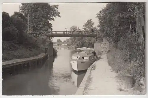 AK Strasen, Krs. Neustrelitz. Unter dem Katzensteg, ca. 1962, Foto-Hanich.