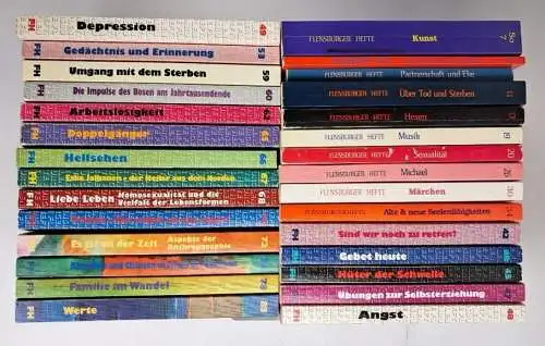 29 Bücher Flensburger Hefte, Mitteilungen anthroposophischer Einrichtungen