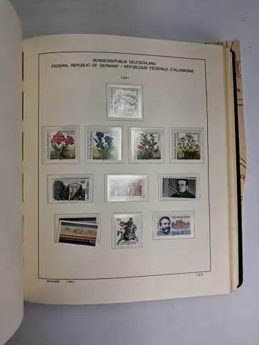 Schaubek Briefmarken Album Bundesrepublik Deutschland, mit Schutzumschlag