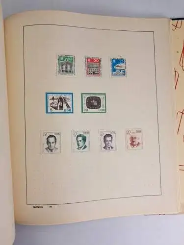 Schaubek Briefmarken Album Deutsche Demokratische Republik, mit Schutzumschlag