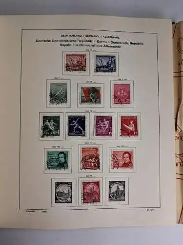 Schaubek Briefmarken Album Deutsche Demokratische Republik, mit Schutzumschlag