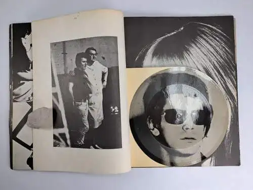 Buch: Andy Warhol's Index (Book), 1967, Black Star / Random House, New York