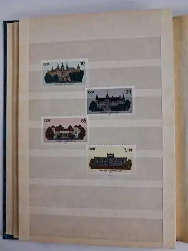 Schaubek Briefmarkenalbum, teils befüllt, DDR, Polska, Slovenko, Ceskslovenko...