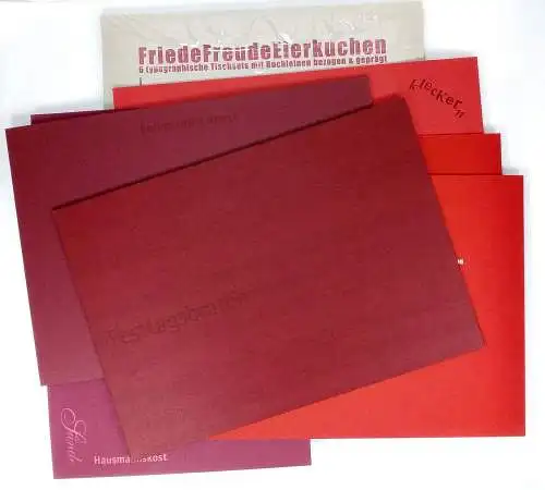 6 typographische Tischsets: FriedeFreudeEierkuchen. 2001, Büchergilde Gutenberg