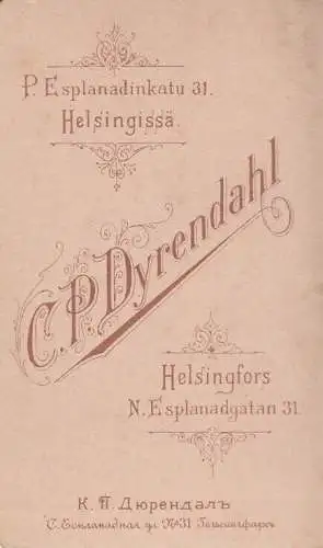Portrait bürgerlicher Herr mit Oberlippenbart und Fliege, Fotografie. Fotobild
