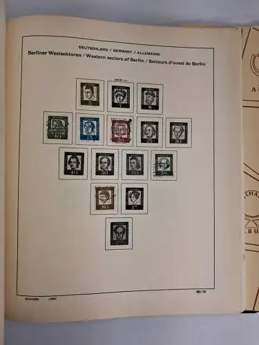 Schaubek Briefmarken Album Berlin (Westberlin), unvollständig, gestempelt
