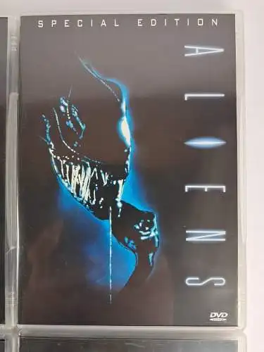 4 DVDs Aliens: Aliens 3, Alien, Aliens special Edition, Alien die Wiedergeburt
