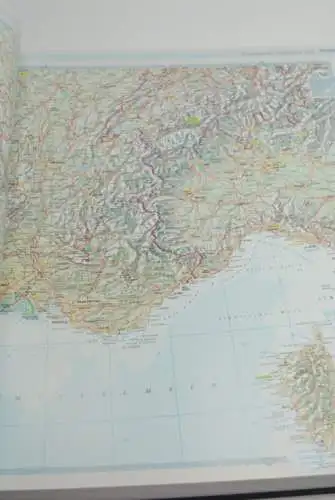 Buch: Der Atlas der Welt im 21. Jahrhundert, Kraus, Sven/ Lehr, Martin. 2009