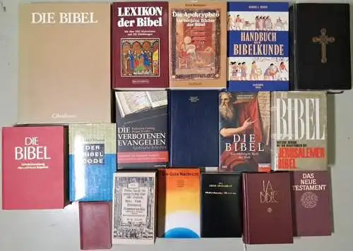 19 Bücher - Großes Buchpaket Bibeln, Altes & Neues Testament + Apokryphen