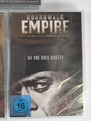 5 DVD-Boxen: Boardwalk Empire. Staffel 1-5 (komplett), M.  Scorsese, S. Buscemi