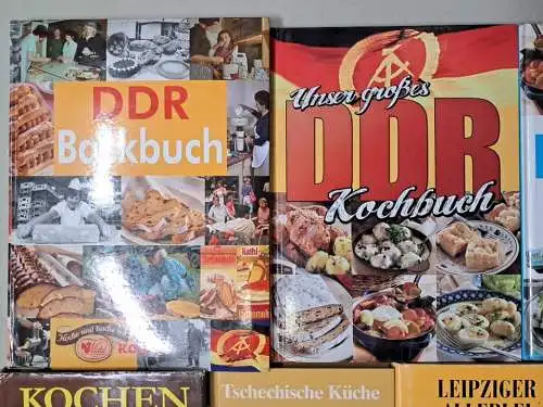 12 Bücher DDR-Kochbücher: DDR Koch- und Backbuch; Leipziger Allerlei; Soljanka..