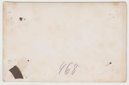 AK Der Weg zum Bahnhof, Humorvolle illustrierte Postkarte um 1900, ungelaufen