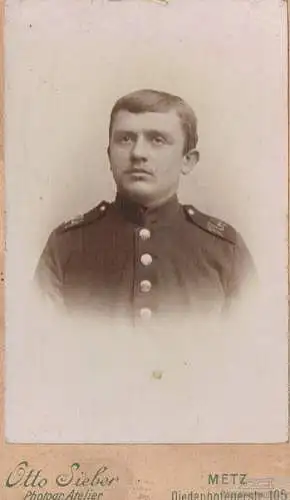 Fotografie Sieber, Metz - Portrait Mann in Uniform, Fotografie. Fotobild