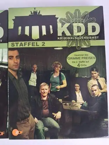 2 DVD-Boxen: KDD - Kriminaldauerdienst. Staffel 1-2, Götz Schubert, Krimiserie