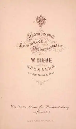 Fotografie W. Biede, Nürnberg - Portrait Herr mit Vollbart, Fotografie. F 274902