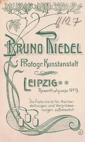 Fotografie Riedel, Leipzig - Portrait Mann in Uniform, Fotografie. Fotobild