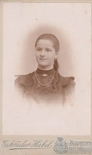 Fotografie Gebrüder Habel, Bautzen - Portrait Junges Fräulein mit... Fotografie