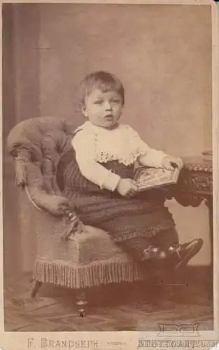 Fotografie Willmann, Stuttgart - Portrait Eduard Wild - Kind in... Fotografie