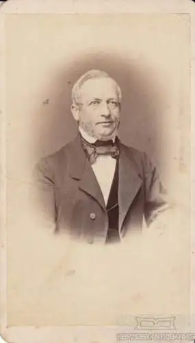 Portrait bürgerlicher Herr mit Backenbart, Fotografie. Fotobild, gebraucht, gut