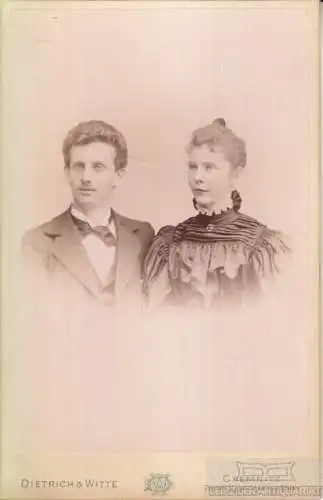 Portrait bürgerliches junges Paar, Fotografie. Fotobild, gebraucht, gut