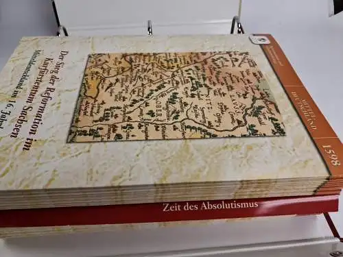4 umfangreiche Ordner: Deutsche Geschichte in historischen Karten, Atlas Verlag