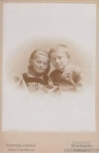 Fotografie Freytag & Sohn, Nürnberg - Portrait Geschwister, Fotografie. Fotobild