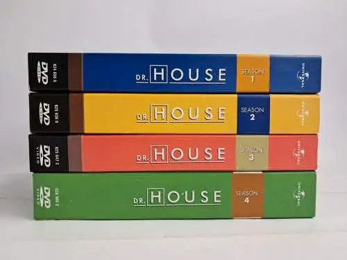 4 DVD-Boxen: Dr. House. Staffel 1-4, David Shore, Hugh Laurie, Olivia Wilde