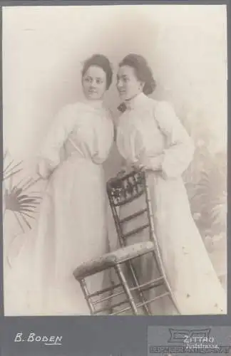 Fotografie B. Boden, Zittau - Portrait Schwestern, Fotografie. Fotobild
