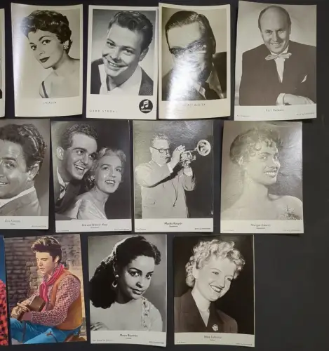 Lot: 21 unsignierte Autogrammkarten Musiker, Margot Eskens, Louis Armstrong u.a.