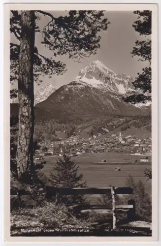 AK Mittenwald gegen Wettersteinspitze, Hans Huber, Postkarte Nr. 145, Fotokarte