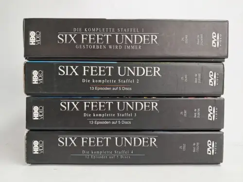 4 DVD-Boxen: Six Feet Under. Staffel 1-4, HBO, Alan Ball, Michael C. Hall
