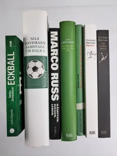 28 Bücher Fußballer und Fußball: Kahn, Beckenbauer, Netzer, Enke, Effenberg ...