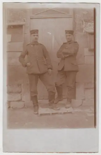 AK 2 Soldaten Erster Weltkrieg, Fotokarte, Feldpost, gelaufen, Postkarte