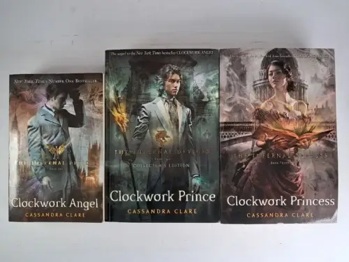 Buch: The Infernal Devices 1-3 (komplett), Cassandra Clare, Walker Books