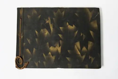 Buch: Album einer gutbürgerlichen Familie von 1916 bis 1932, Fotoalbum. 1916 ff