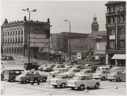 Fotografie: Leipzig 4.4.1968 - Die Universitätskirche mußte weichen!, St. Pauli