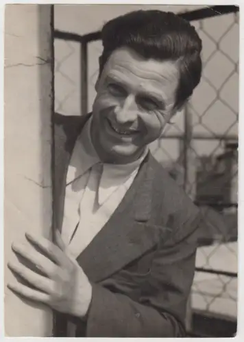Fotografie: Dr. Baba, 6. Oktober 1957, Leipzig, Atelier Schneider-Siemt