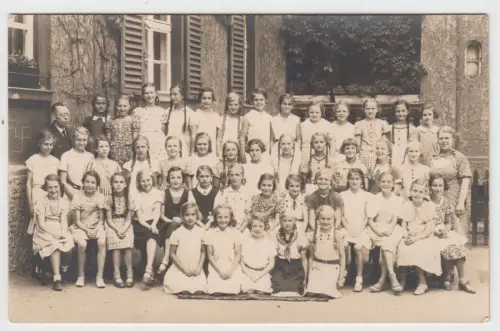 AK Klassenfoto. Mädchen-Mittelschule Klasse 6b, 47 Kinder, ungelaufen