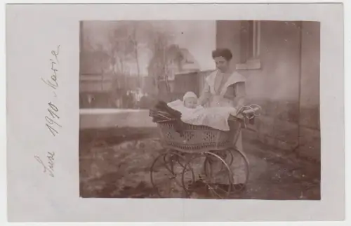 AK Suse & Marie 1910 - Frau mit Baby im Kinderwagen, Postkarte, Foto, vintage
