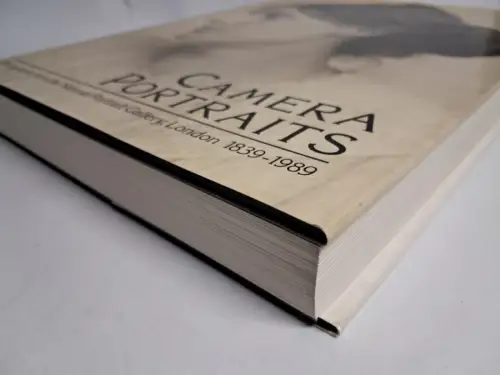 Buch: Camera Portraits, Rogers, Malcolm. 1990, Oxford University Press