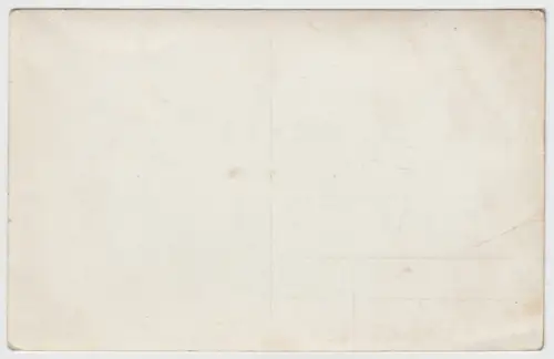 AK Gruppenfoto Menschen in Badesachen im Meer, vintage, Fotografie, Postkarte