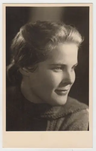 AK Portrait Blonde junge Frau, Foto Lotze, Leipzig, Nürnberger Str., Postkarte