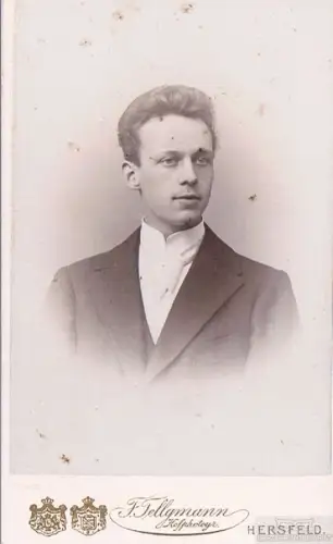 Fotografie Tellgmann, Hersfeld - Portrait Junger Herr, Fotografie. Fotobild