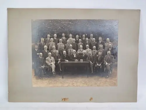 Fotografie: Gruppenfoto Lehrer der Ober-Realschule im Norden 1922, schwarzweiß